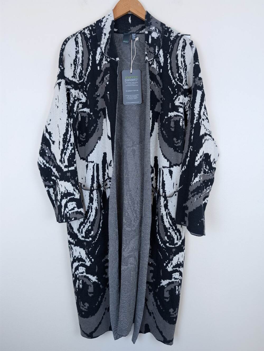 Shannon Passero Black & White Open Front Long Cardigan Duster Sweater NWT